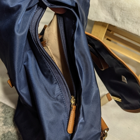 ⭕SOLD ⭕Michael Kors Medium nylon backpack - Picture 3 of 8